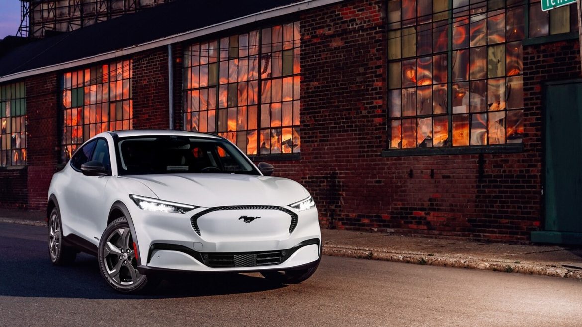 Ford Mustang Mach-E