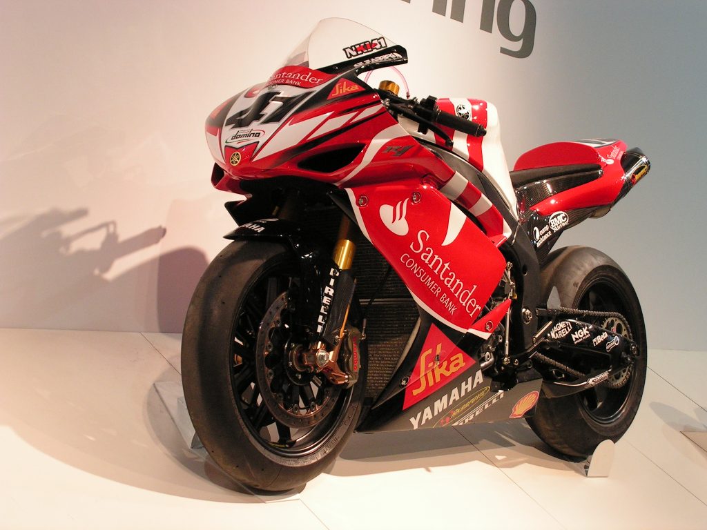 Yamaha YZF-R1 