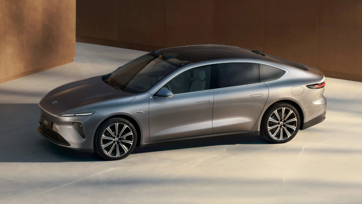Nio ET7